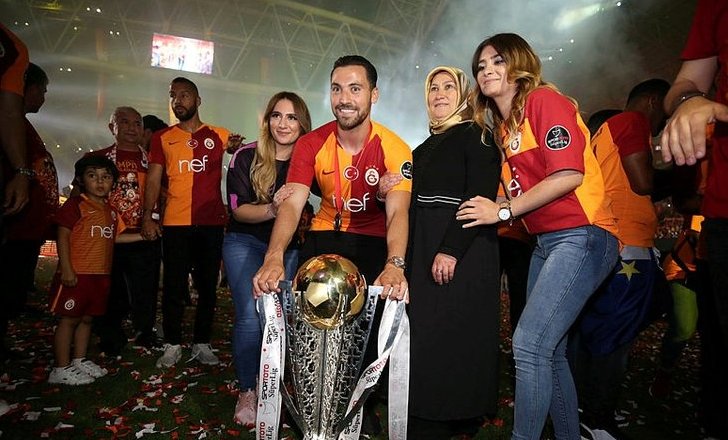 Galatasaray’la 8 Kupa Kazanan Sinan Gümüş Kulüpsüz Kaldı - görsel 1