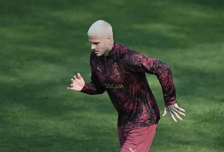 ICARDİ’DEN AJAX MAÇI ÖNCESİ YENİ TARZ - görsel 2