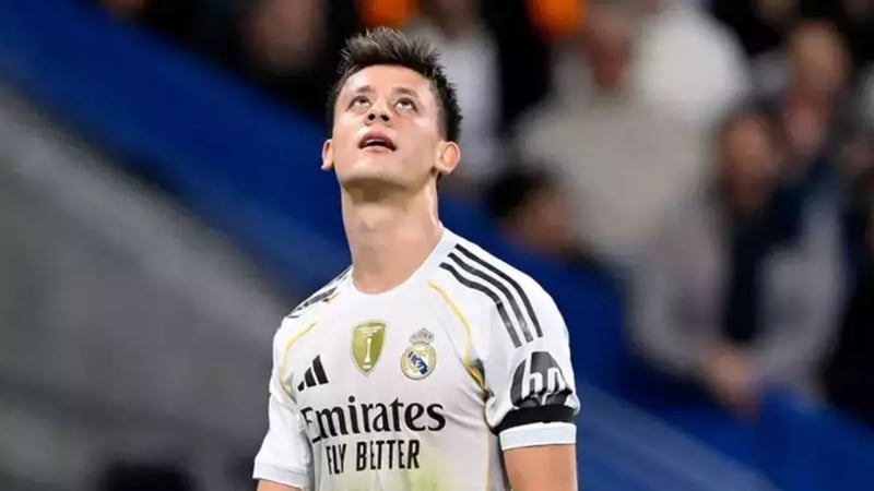 Arda Güler Liverpool Taraftarını Çıldırtı! Her Top Aldığında Yuhaladılar - görsel 1