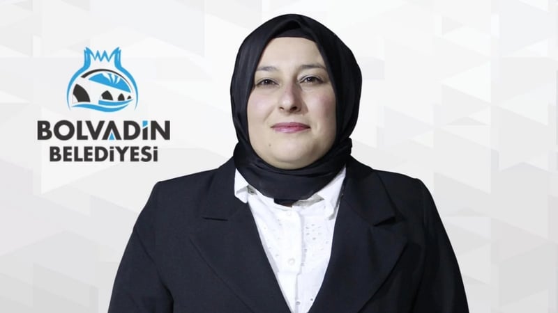 MHP'li Meclis Üyesi Elif Topçu Güçlü Sert Sözlerle İstifa Etti - görsel 1