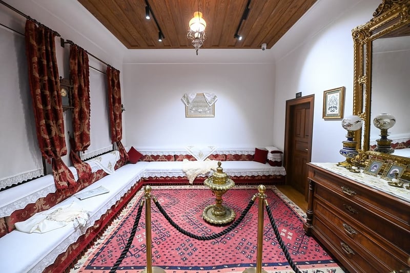 Selanik’teki Atatürk Evi Yeniden Açılıyor: 1000’in Üzerinde Eser Sergilenecek - görsel 2