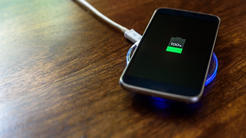 Telefonu Gece Boyunca Şarjda Bırakmak Zararlı mı? Uzmanlar Nihai Cevabı Veriyor - görsel 2