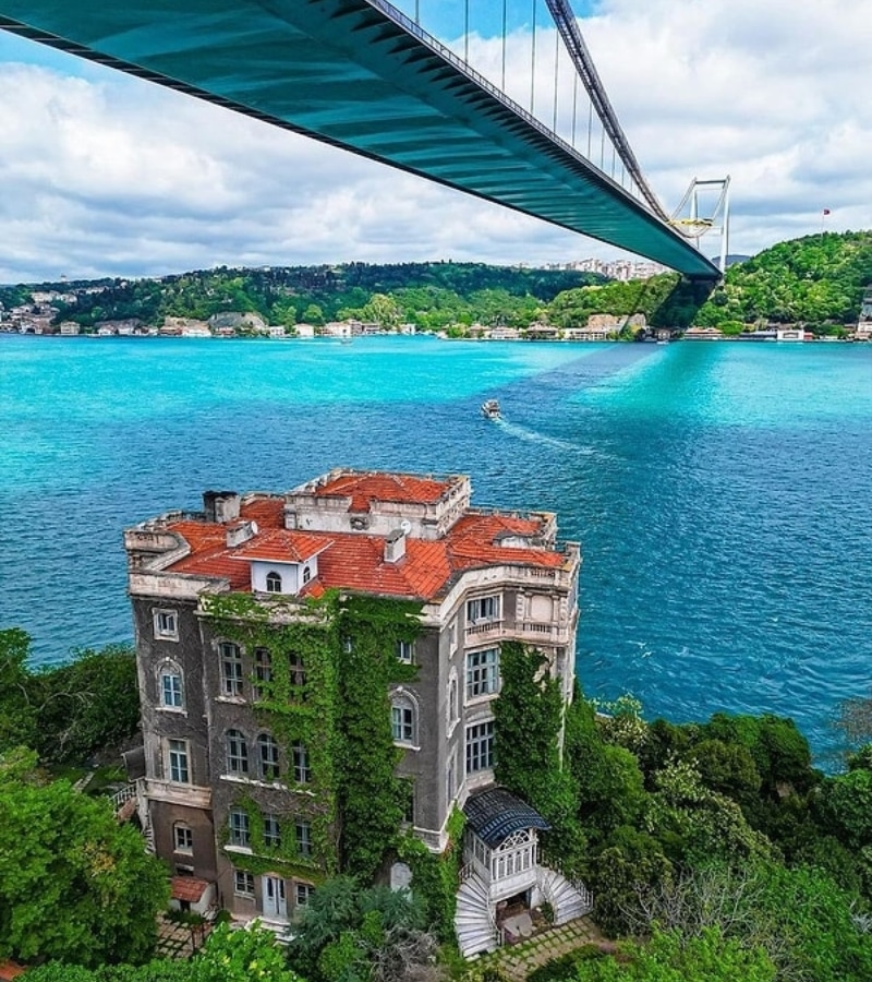 Türkiye’nin En Pahalı Yalısı Satışa Çıktı: 23 Odalı Zeki Paşa Yalısı Alıcısını Bekliyor - görsel 1