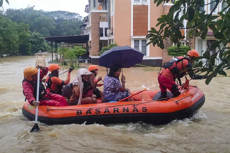 Endonezya’da Sel ve Heyelan Felaketi Ölü Sayısı 442’ye Yükseldi - görsel 2