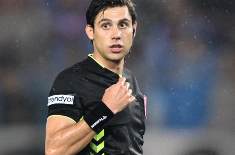 Rıdvan Dilmen’den Galatasaray Maçının Hakemine Sert Eleştiri: “Kafaları Sağlıklı Değil” - görsel 3