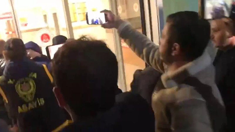 Güllü'nün Kızı Tuğyan Ülkem Gülter, Annelerini Öldürme Suçlamasıyla Tutuklandı - görsel 2