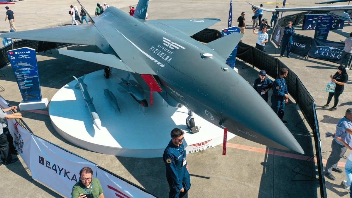 KIZILELMA’dan Tarihi Başarı: Dünyada İlk Kez İHA’dan Hava-Hava Füzesi Atışı - görsel 1