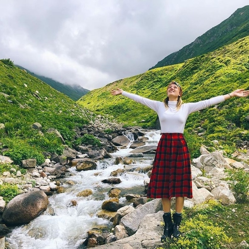 İstanbul’u Terk Eden Ünlüler: Köy Yaşamını Seçen 15 İsim - görsel 9