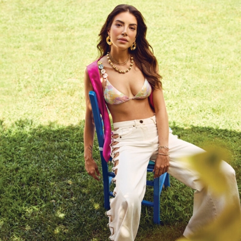 Taşacak Bu Deniz’in Esme’si Deniz Baysal Kimdir? Kaç Yaşında ve Nereli? - görsel 2