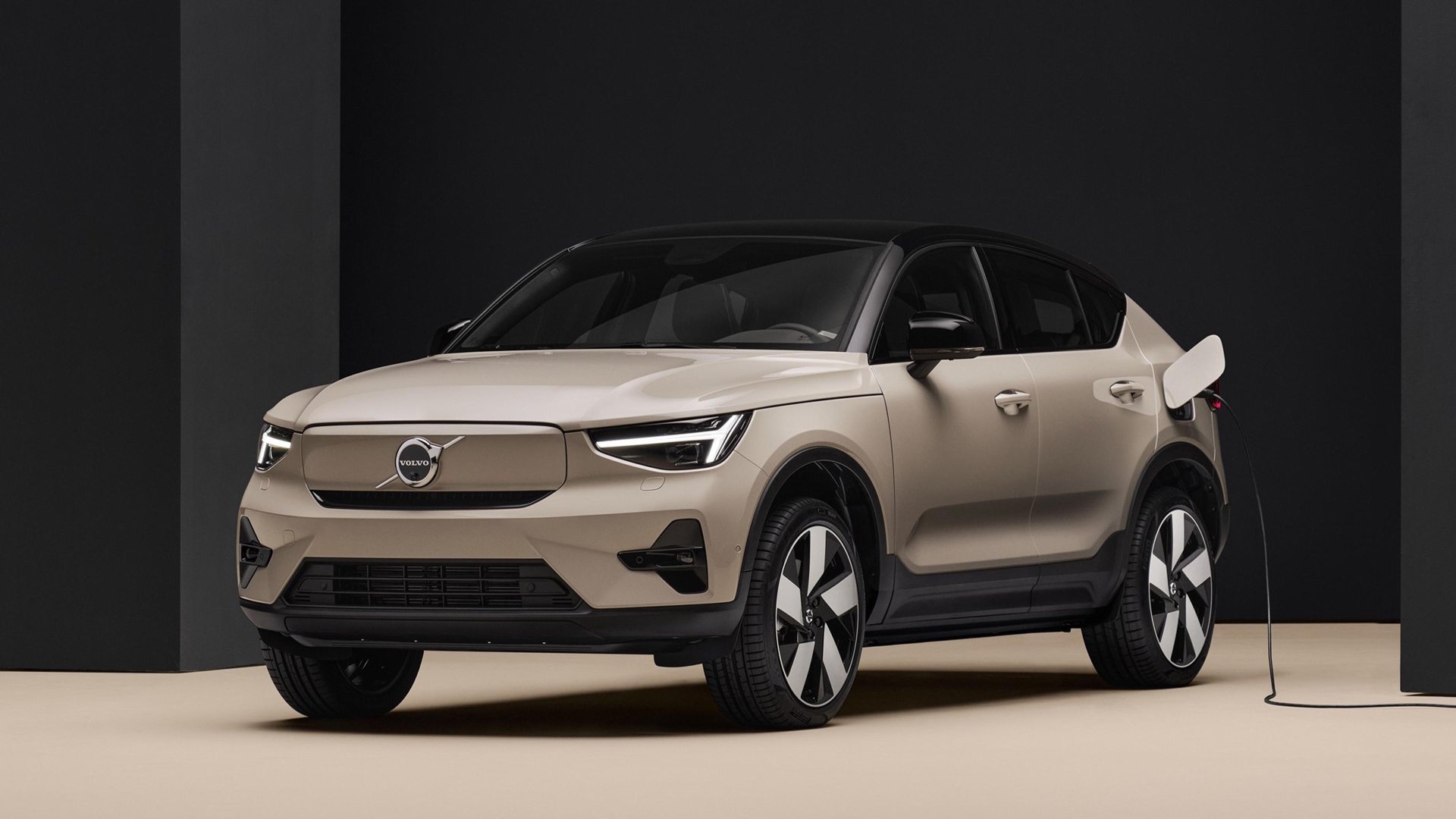 Volvo Aralık 2025 Fiyat Listesi Açıklandı: EX40, XC60, XC90 ve Diğer Modellerin Güncel Tutarları - görsel 2