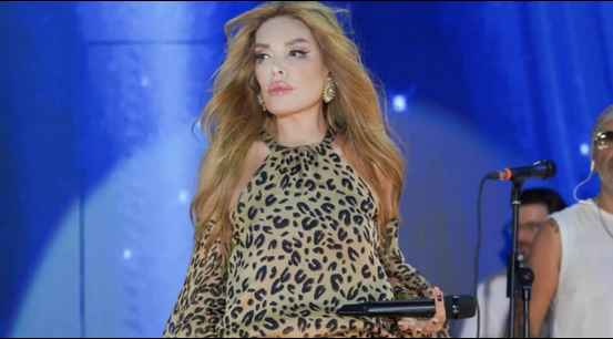 Ajda Pekkan Yeni İmajıyla Sosyal Medyayı İkiye Böldü: "Tanıyabilene Aşk Olsun"