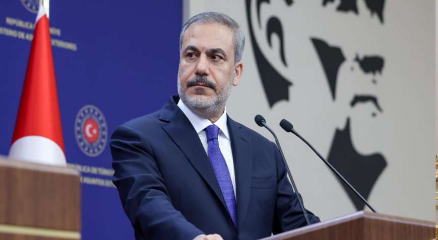 Hakan Fidan'dan YPG'ye Sert Uyarı: "Kusura Bakmayın Kimse Enayi Değil"